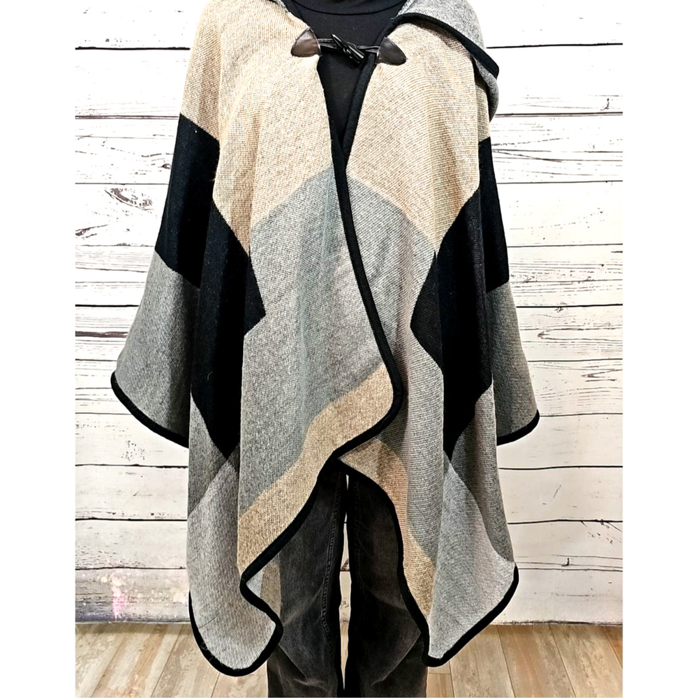 #011 Women's Lane Bryant Hi-Low Front Knot Poncho | One Size Fits All